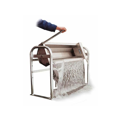 BEBEDERO BASCULANTE DE PIE 90 L BEBEDERO BASCULANTE DE PIE 90 L